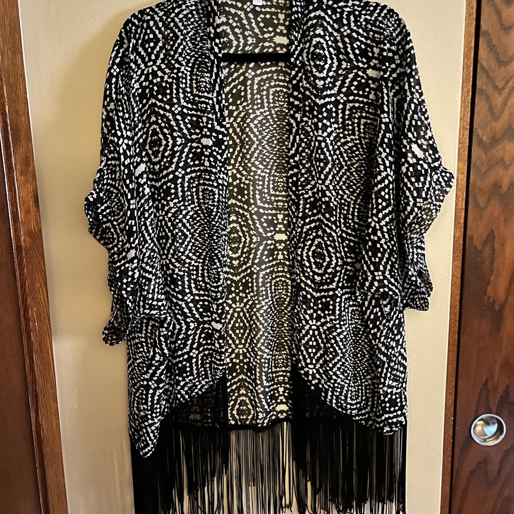Xhilaration coverup black n white with fringe small/medium